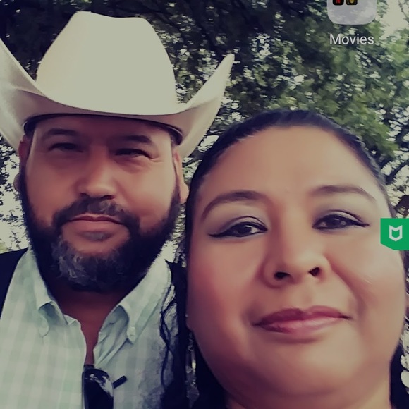 Meet your Posher, Leticia - Picture 1 of 1